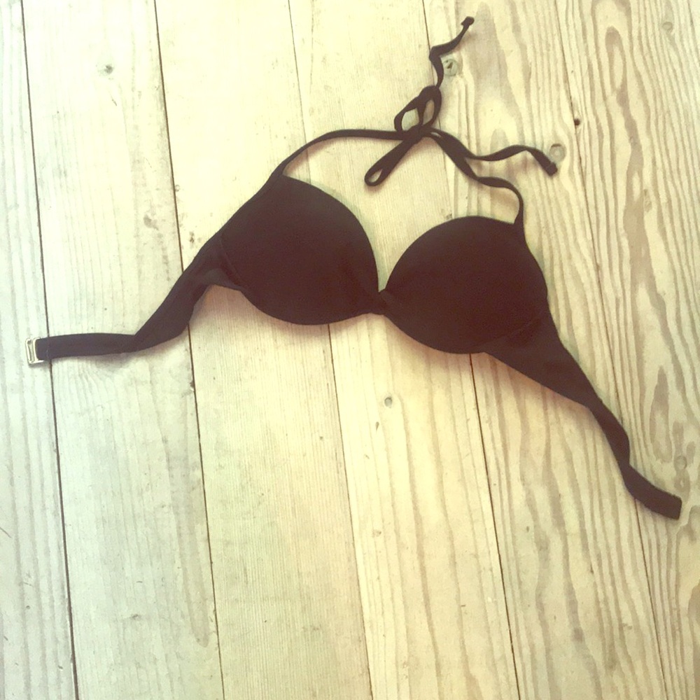 Black bikini top